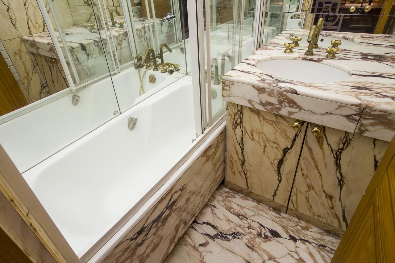 Saint Honore Paris Exterior foto